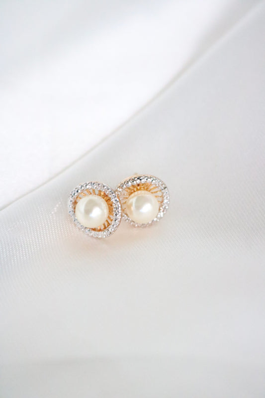 Diamond Pearl Earrings