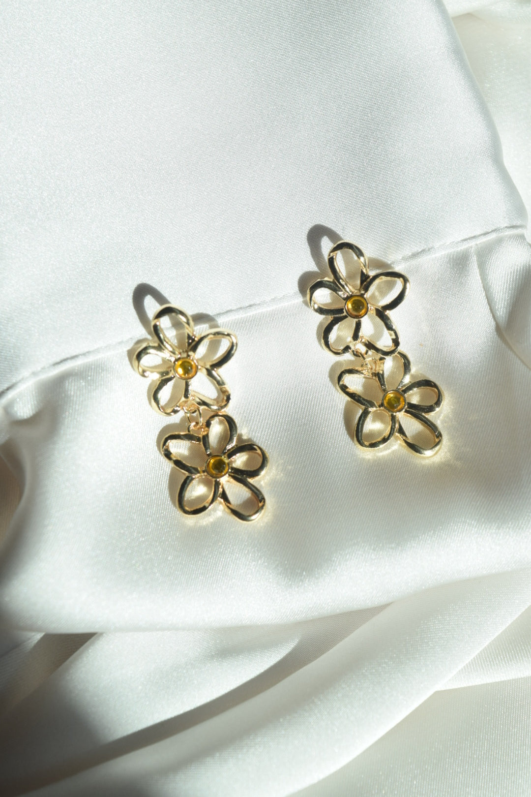 Gold Flower Pendant Earrings