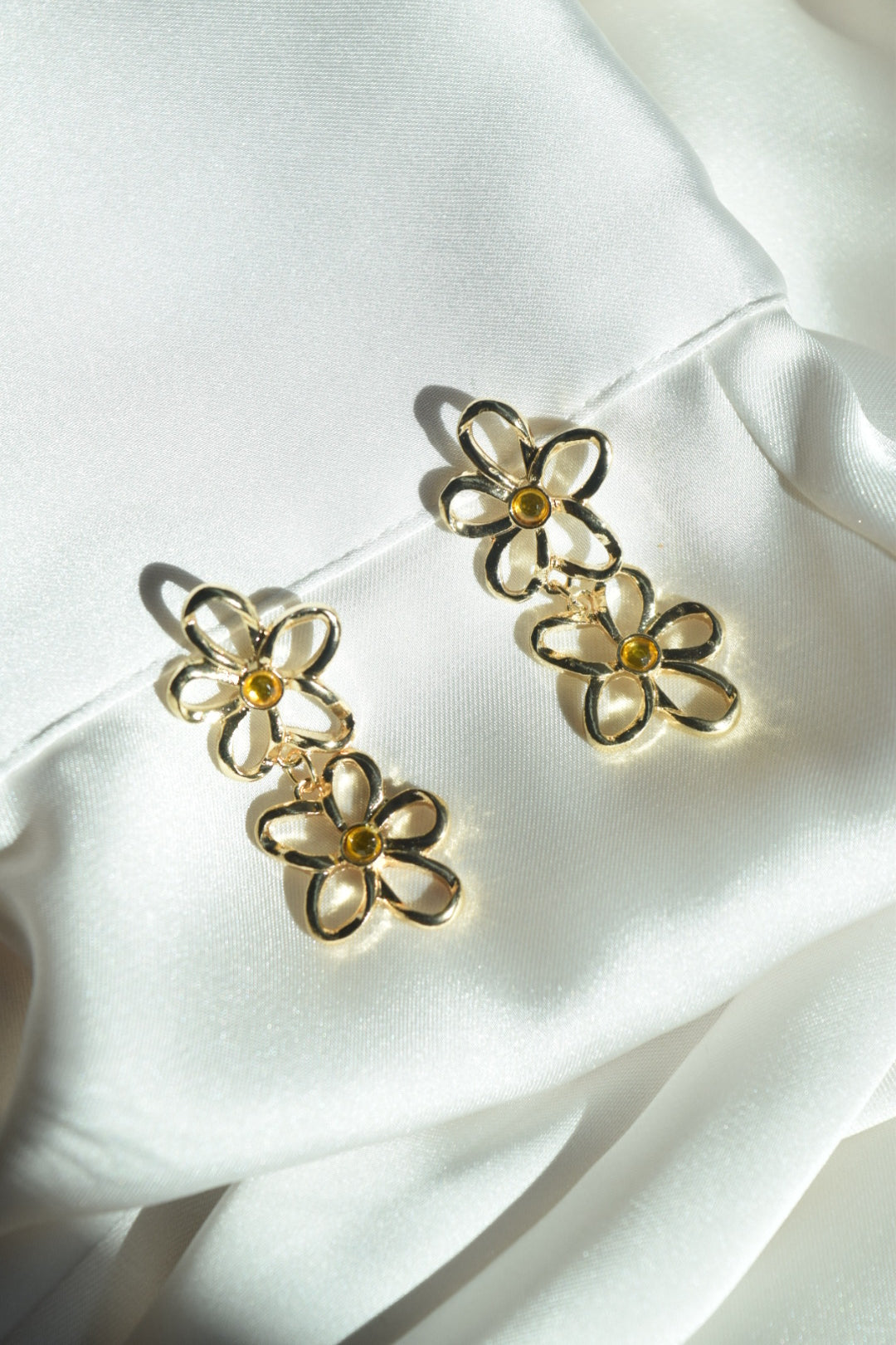 Gold Flower Pendant Earrings